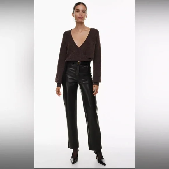 EUC ARITIZIA Wilfred Melina faux leather straight leg black pant. Size 4. - Picture 1 of 6